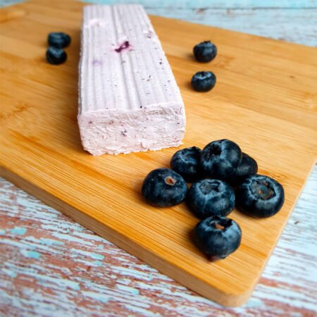 Queso de cabra con arándanos